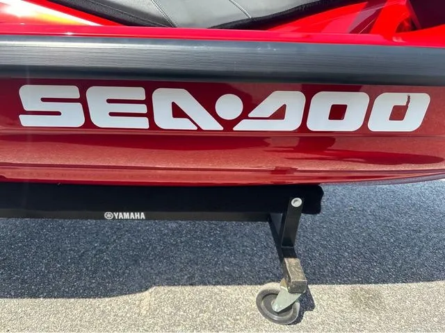 Slide: The Image of Sea-Doo RXP-X 325 W/AUDIO 2024 - 4