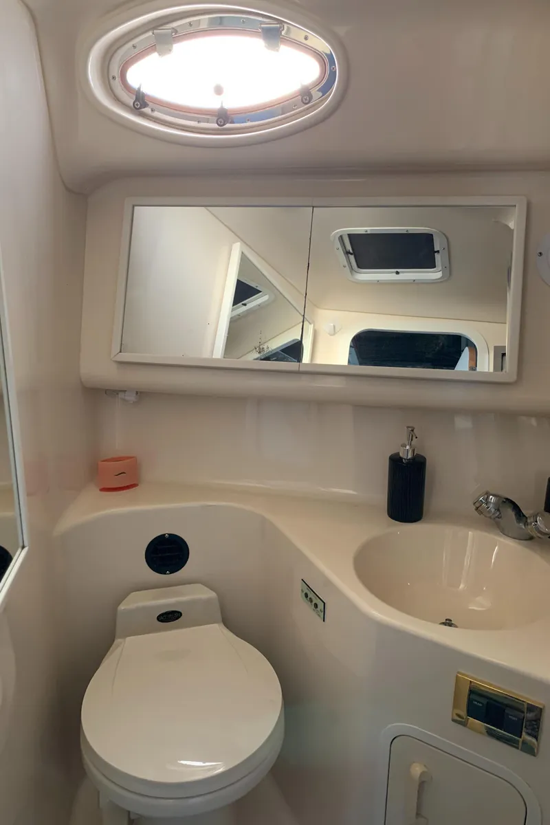 Slide: The Image of Sea Ray Sundancer 370 1997 - 63