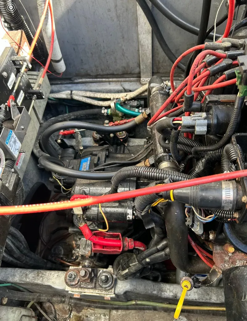 Slide: The Image of Sea Ray Sundancer 370 1997 - 68