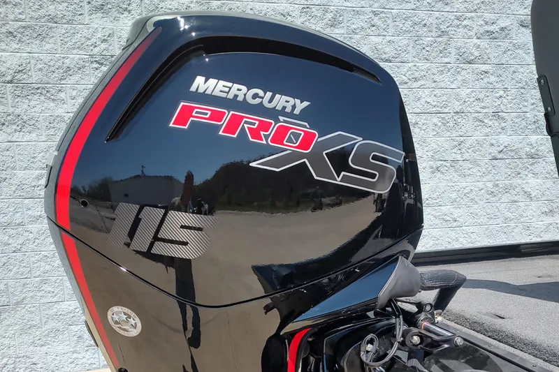 Slide: The Image of 2024 Lowe Stinger 195B with Mercury Pro XS 115 outboard motor. - 8