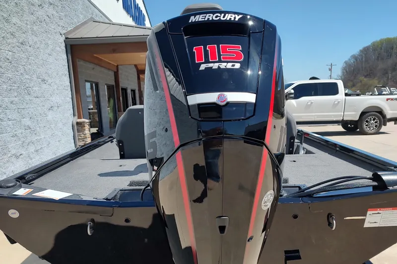 Slide: The Image of 2024 Lowe Stinger 195B with Mercury 115 Pro outboard motor. - 9