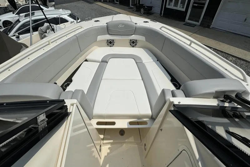 Slide: The Image of Scout 277 Dorado 2025 - 38