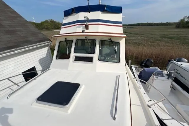 Slide: The Image of Blue Seas Flybridge Cruiser 1989 - 50