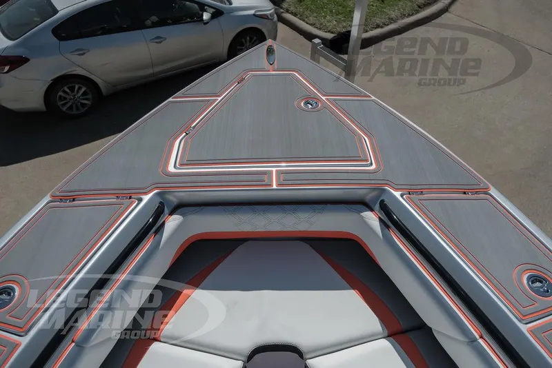 Slide: The Image of 2025 Statement 350 Open boat deck with sleek design and modern features. - 35