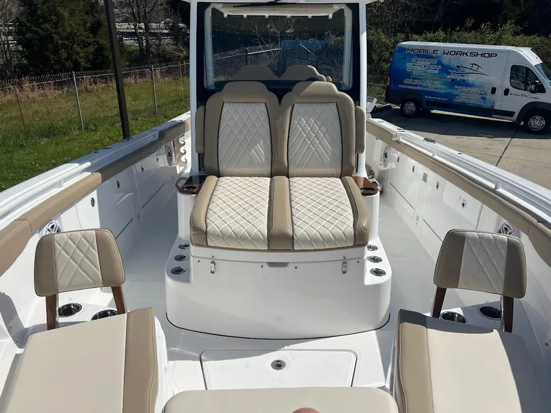 Slide: The Image of Everglades 315 Center Console 2024 - 50