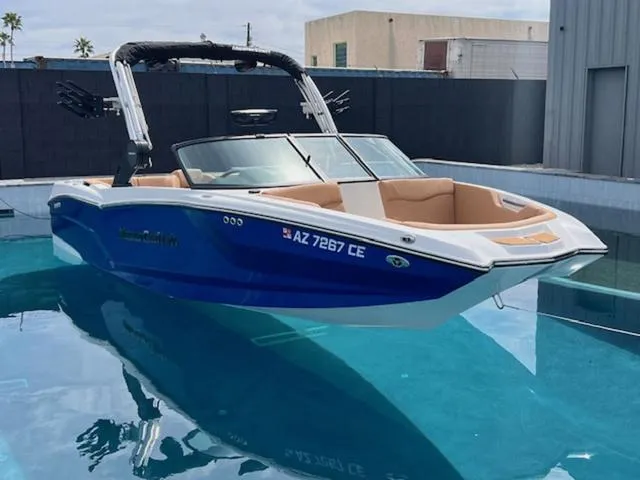 Slide: The Image of MasterCraft NXT22 2023 - 4