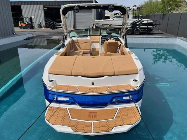Slide: The Image of MasterCraft NXT22 2023 - 7