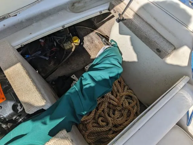 Slide: The Image of Crownline Boats 180 BR 2003 - 15