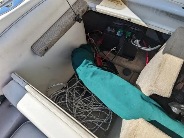 Slide: The Image of Crownline Boats 180 BR 2003 - 16