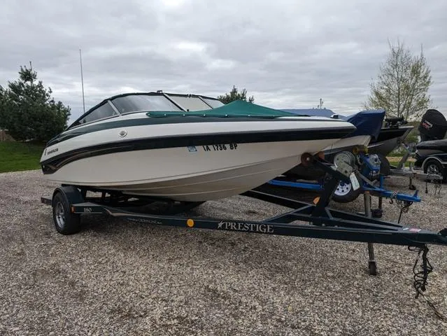 Slide: The Image of Crownline Boats 180 BR 2003 - 17