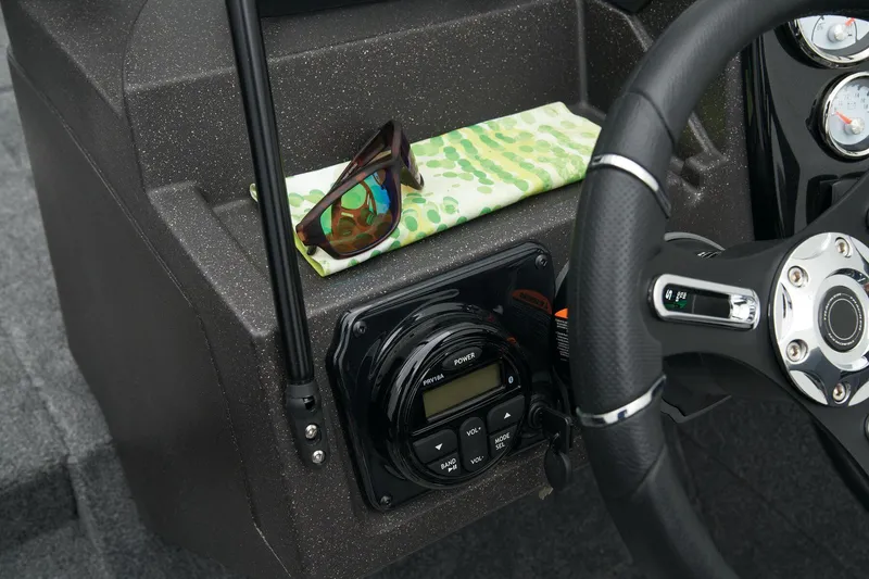 Slide: The Image of Tracker Targa V-18 Combo 2024 - 36
