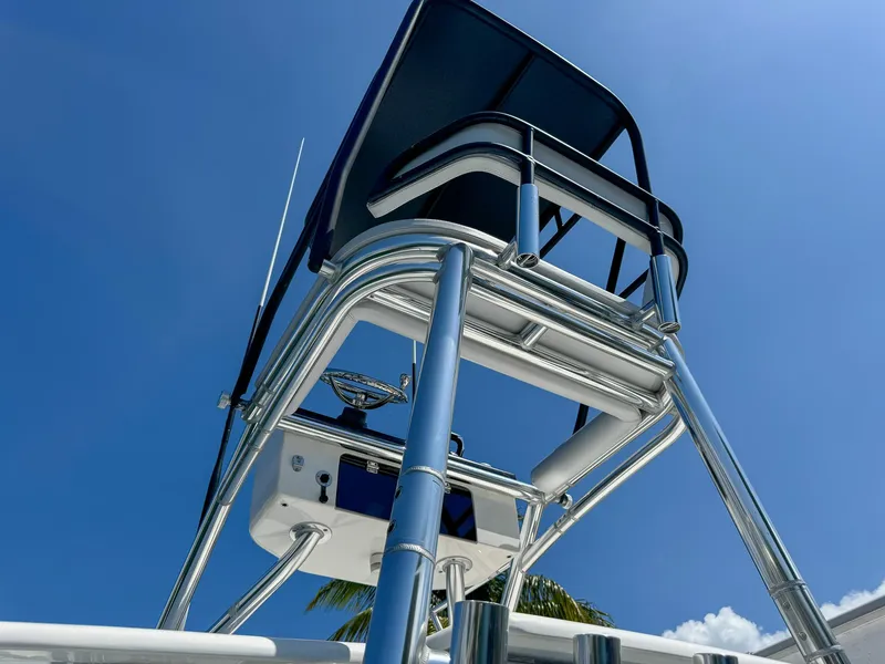 Slide: The Image of 2022 Contender 39 ST tower against a clear blue sky. - 35