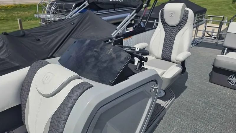 Slide: The Image of Godfrey Monaco 235 Single Flip Lounge 2024 - 10