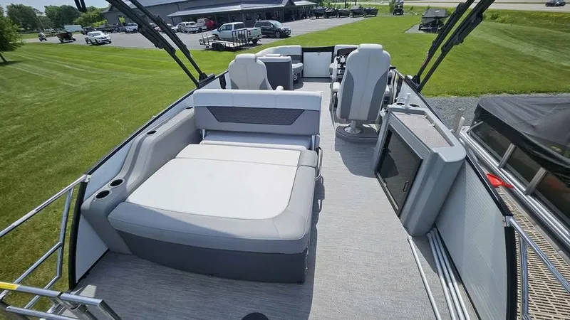 Slide: The Image of Godfrey Monaco 235 Single Flip Lounge 2024 - 5