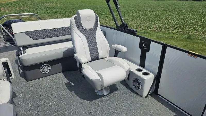 Slide: The Image of Godfrey Monaco 235 Single Flip Lounge 2024 - 9