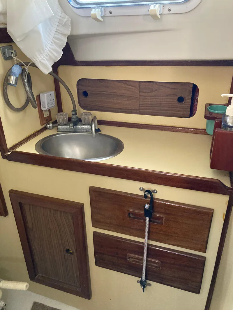 Slide: The Image of Bombay Clipper 1977 - 16