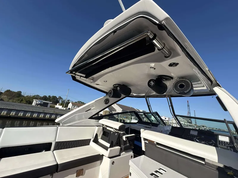 Slide: The Image of Monterey 378SS 2017 - 1
