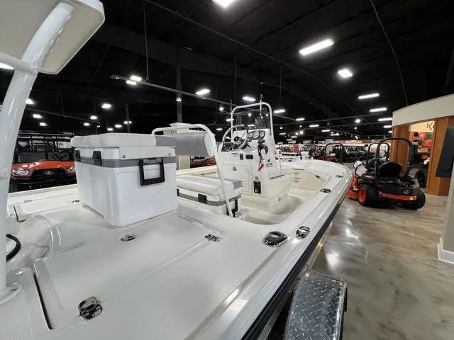 Slide: The Image of Mako 18 LTS 2024 - 5