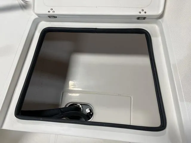 Slide: The Image of Mako 18 LTS 2024 - 8