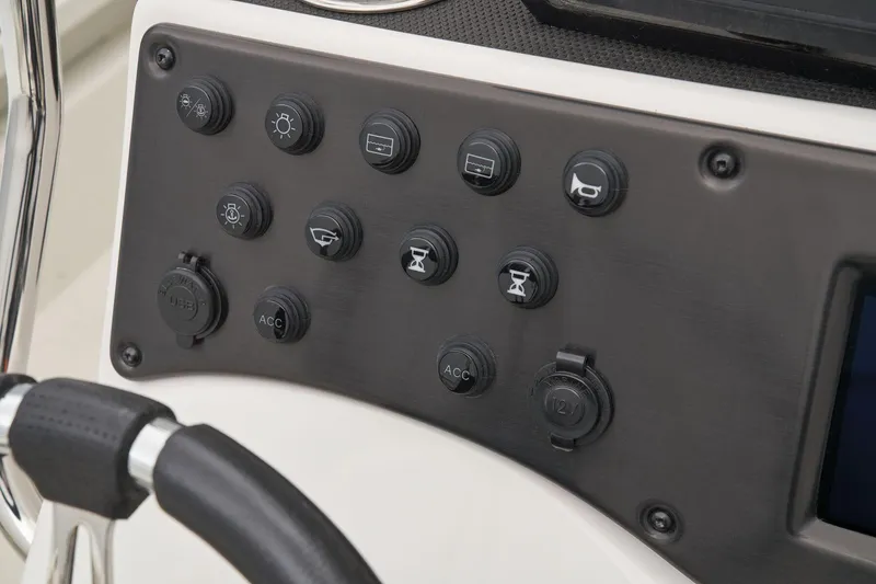 Slide: The Image of Ranger RB210 2024 - 50