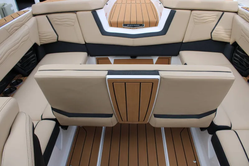 Slide: The Image of Nautique G23 2026 - 13