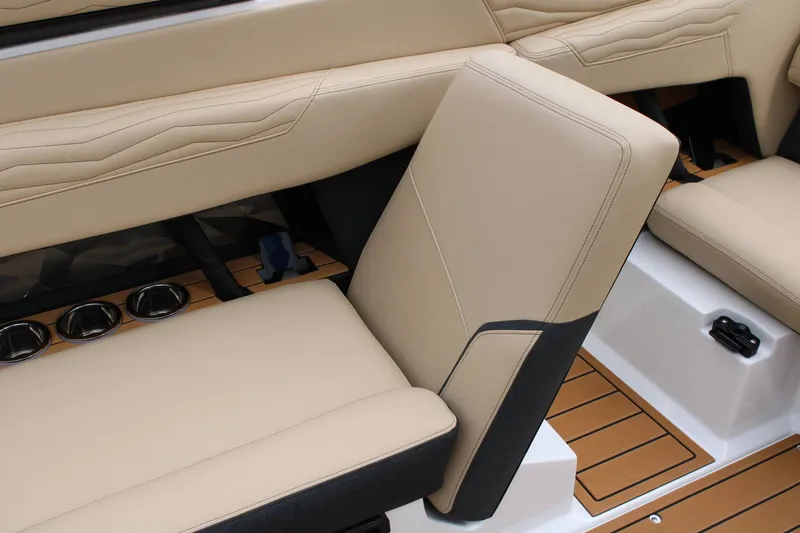 Slide: The Image of Nautique G23 2026 - 16