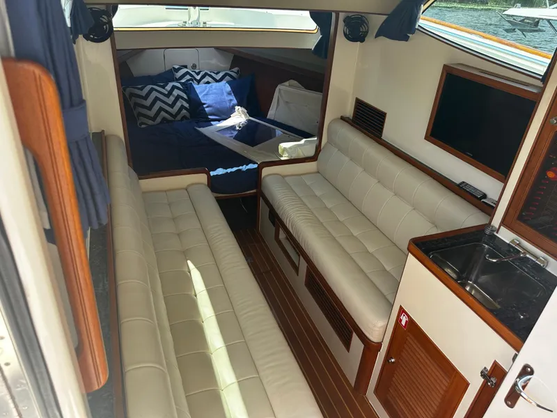 Slide: The Image of Cabin salon - 10