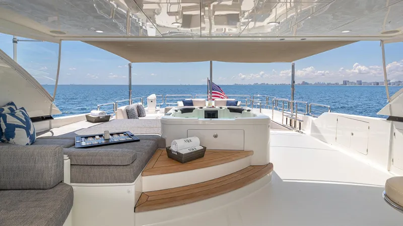 Slide: The Image of Ocean Alexander Motor Yacht Flybridge Model 2015 - 71