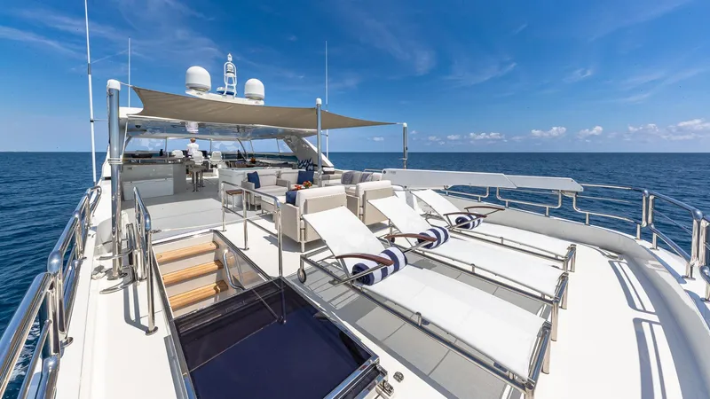 Slide: The Image of Ocean Alexander Motor Yacht Flybridge Model 2015 - 72