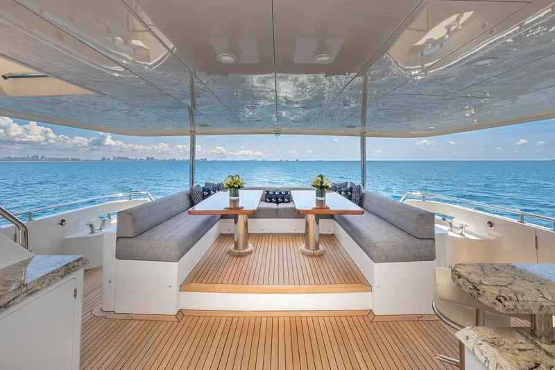 Slide: The Image of Ocean Alexander Motor Yacht Flybridge Model 2015 - 79