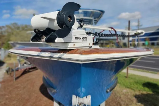 Slide: The Image of Other 28 VALENTINO 2022 - 16