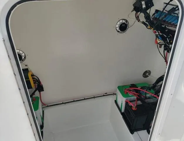 Slide: The Image of Other 28 VALENTINO 2022 - 18