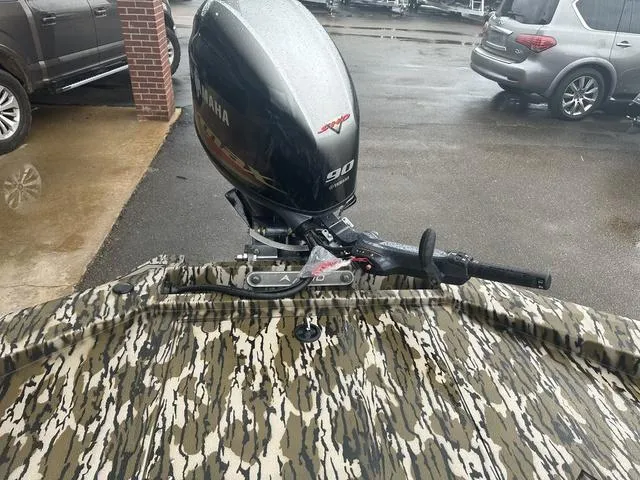 Slide: The Image of Avid 18 Commander 2026 - 17