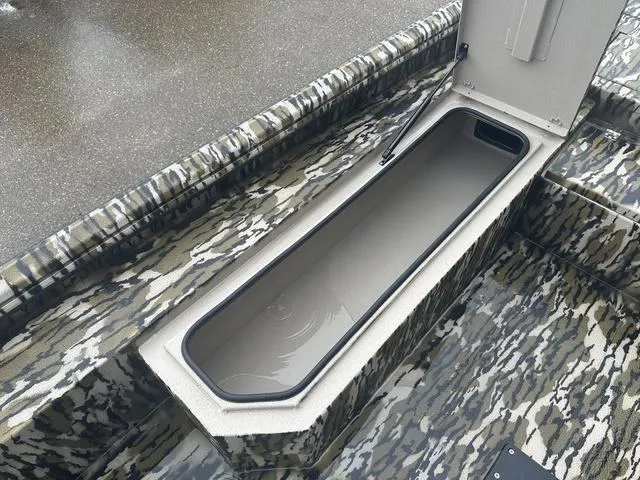 Slide: The Image of Avid 18 Commander 2026 - 19