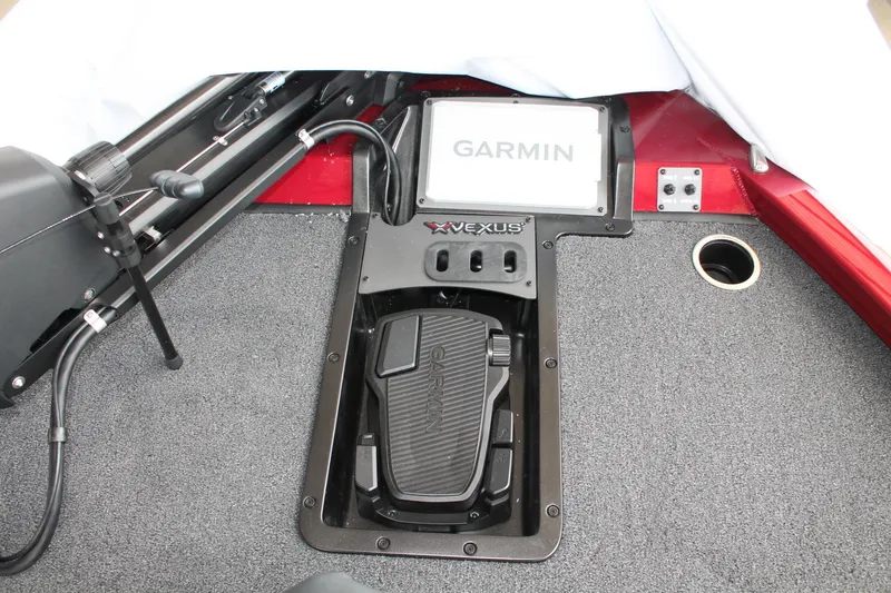 Slide: The Image of 2024 Vexus AVX1980C boat with Garmin foot pedal and control panel. - 17