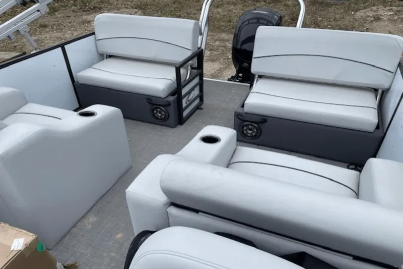 Slide: The Image of Crest CLASSIC 220LX 2021 - 11