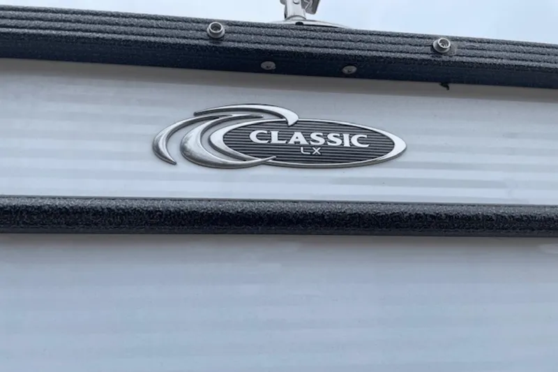 Slide: The Image of Crest CLASSIC 220LX 2021 - 14