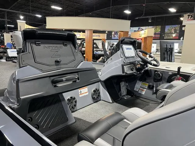 Slide: The Image of Nitro Z19 Pro 2024 - 7