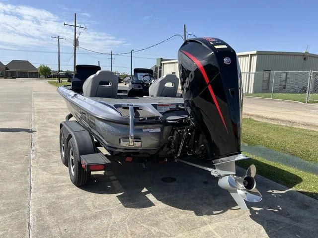 Slide: The Image of Nitro Z19 Pro 2024 - 3