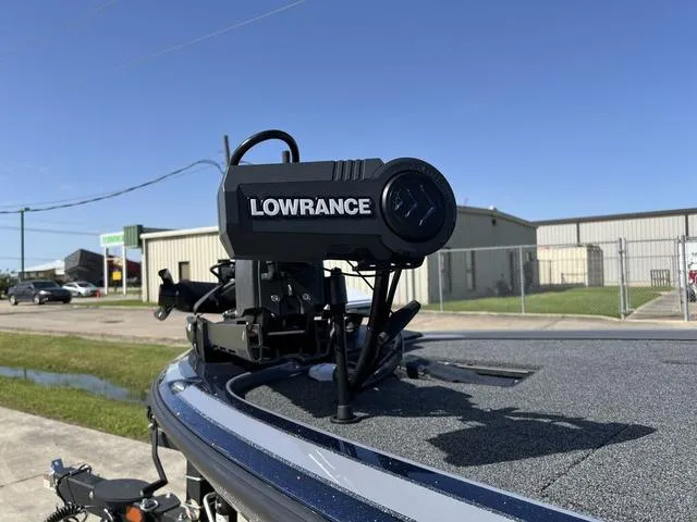 Slide: The Image of Nitro Z19 Pro 2024 - 6