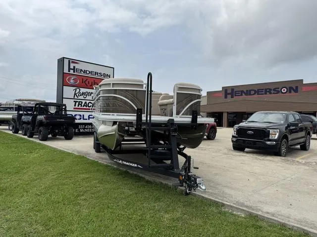 Slide: The Image of Sun Tracker SportFish™ 22 DLX 2024 - 3