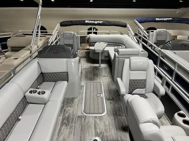 Slide: The Image of Ranger 223FC 2024 - 7