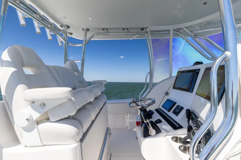 Slide: The Image of Contender 39 Fisharound 2021 - 54