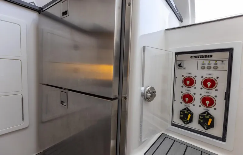 Slide: The Image of Contender 39 Fisharound 2021 - 60