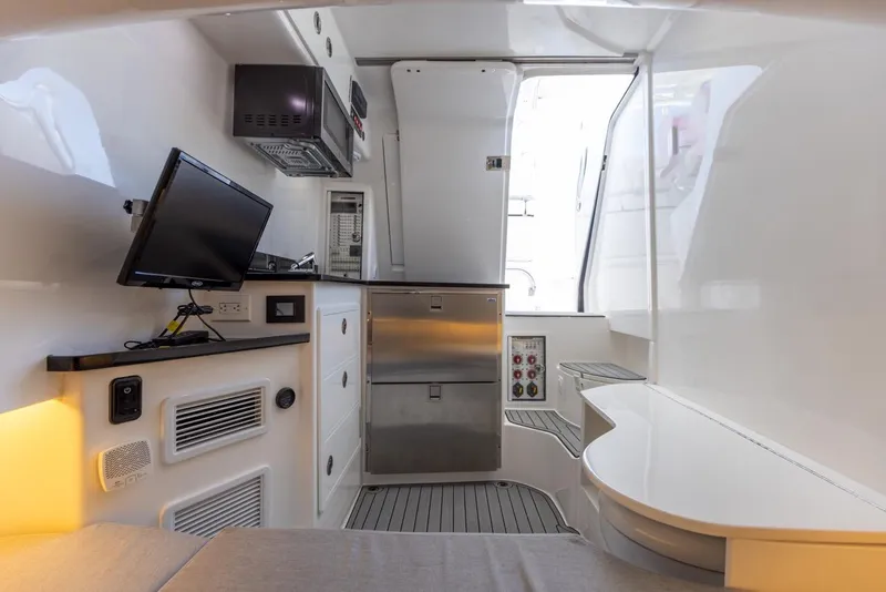 Slide: The Image of Contender 39 Fisharound 2021 - 63