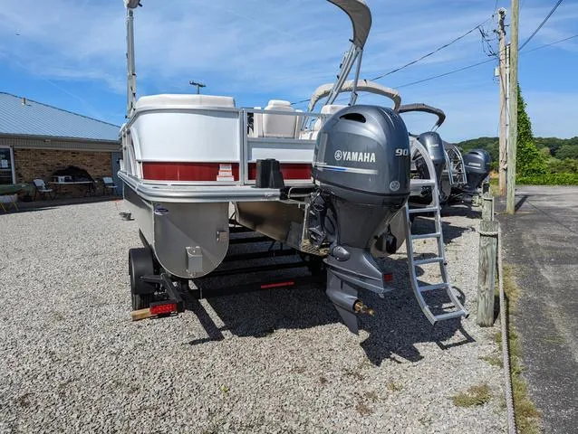 Slide: The Image of SunCatcher Select 20 RCX 2023 - 16