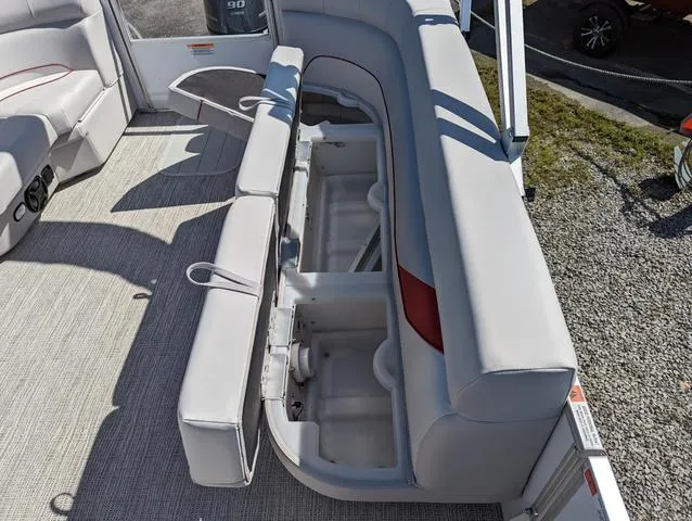 Slide: The Image of SunCatcher Select 20 RCX 2023 - 18