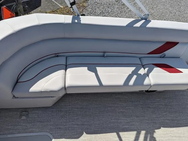 Slide: The Image of SunCatcher Select 20 RCX 2023 - 3