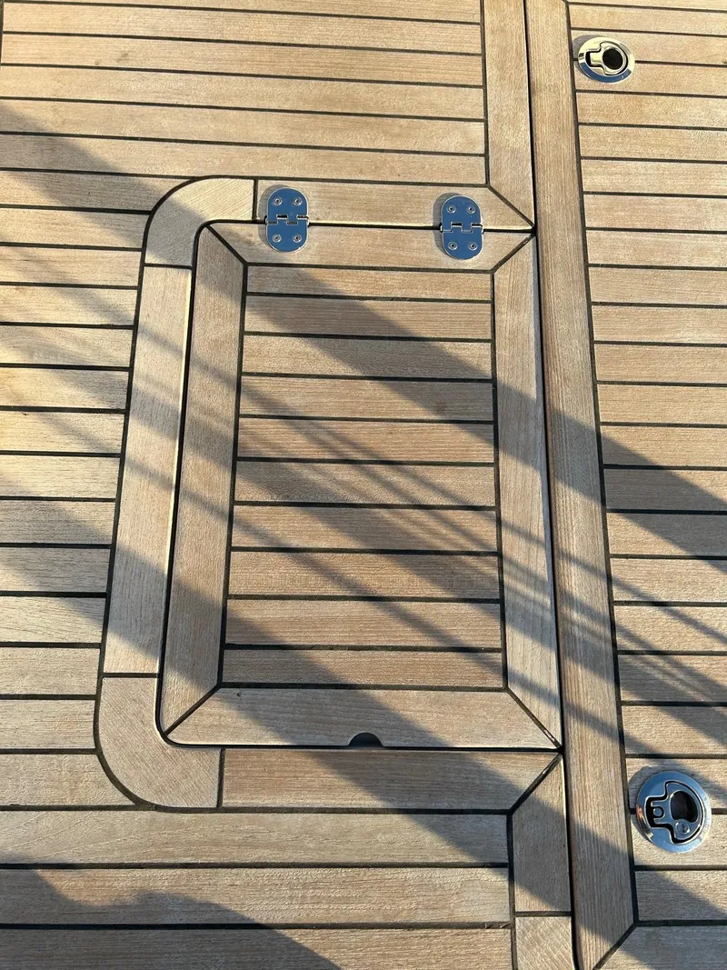 Slide: The Image of Sistership - 120