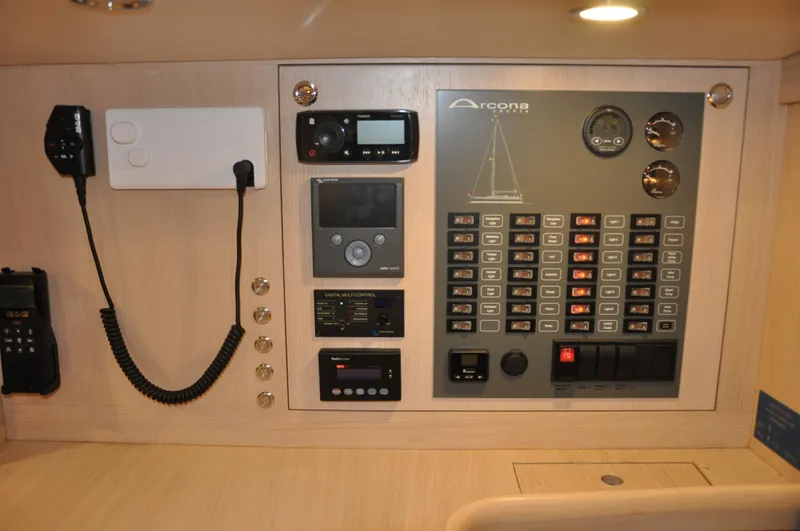 Slide: The Image of Arcona 435 2020 - 52